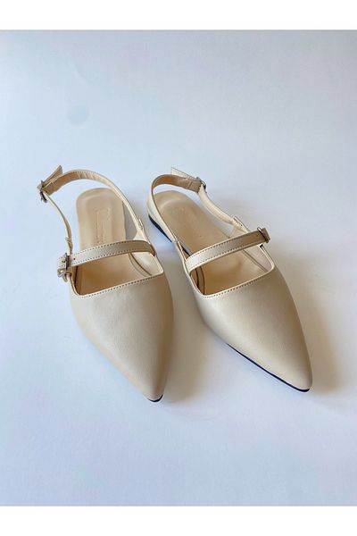 Odie Collection Women's Single Strap Buckle Pointed Toe Ballerinas