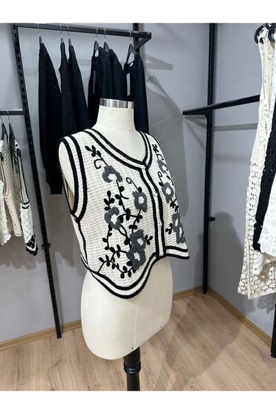MT CLUB Örgü Çiçek Detaylı Kolsuz Kadın Yelek