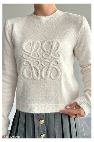 My Blog Stone Crew Neck Embossed Patterned Sweater - 231129