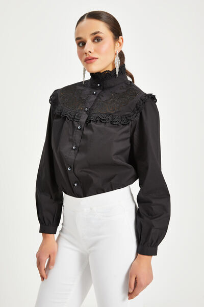 SERPİL Yüksek, Fırfırlı yaka Detaylı, Önden Düğmeli Gömlek