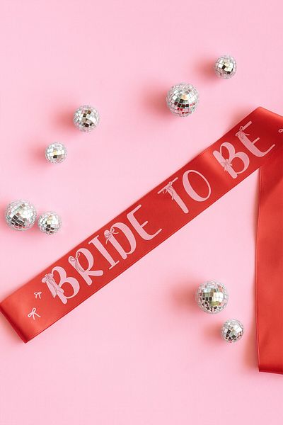 PEKSHOP Red Bow Concept Bride to Be Sash, Bachelorette Sash