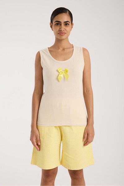 Akbeniz Women's White Ribbon Detailed Yellow Striped Shorts Pajama Set