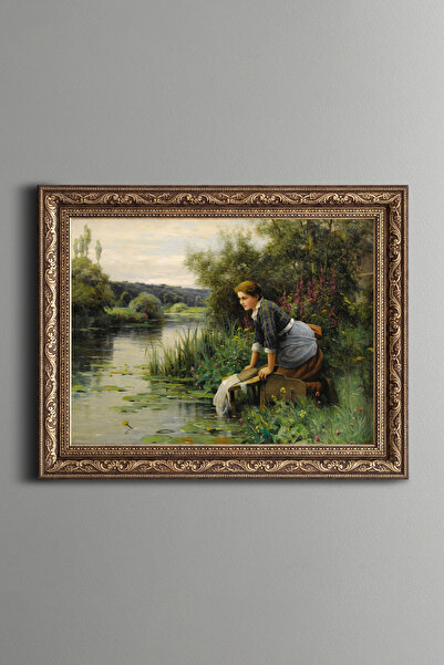 epiqart Su Kenarındaki Çamaşırcı - Vintage Desenli Çerçeve