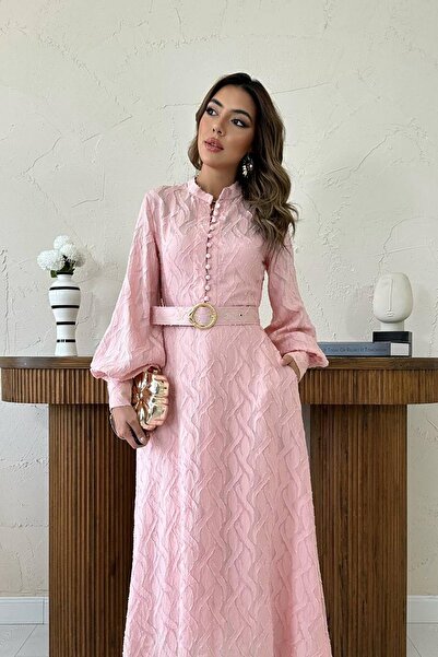 Lady Pixie Kemer Detaylı Kendinden Desenli Uzun Elbise