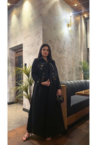 elegant veil Al-Hiba blazer abaya with embroidered stones on the chest and sleeves