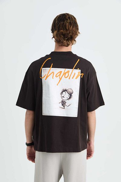 Saw Chaplin Appliqued Oversize Brown Tshirt 4778