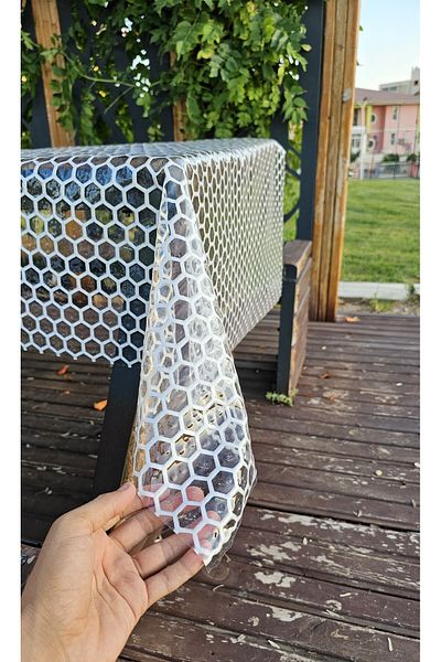 Rona Home White Straw Luxury Pvc Coated Erasable Honeycomb Pattern Tablecloth Waterproof Gift Dowry Tableware