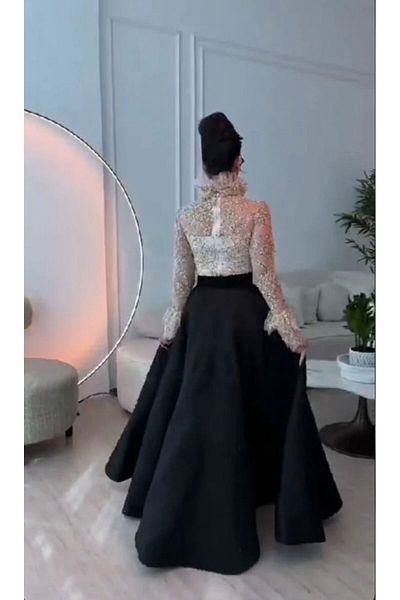 MEZON FASHION Evening dress with elegant neckline