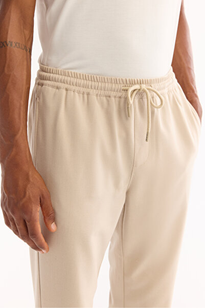 Avva Erkek Bej Beli Lastikli Bağcıklı Duble Paça Jogger Relaxed Fit Pantolon E003000