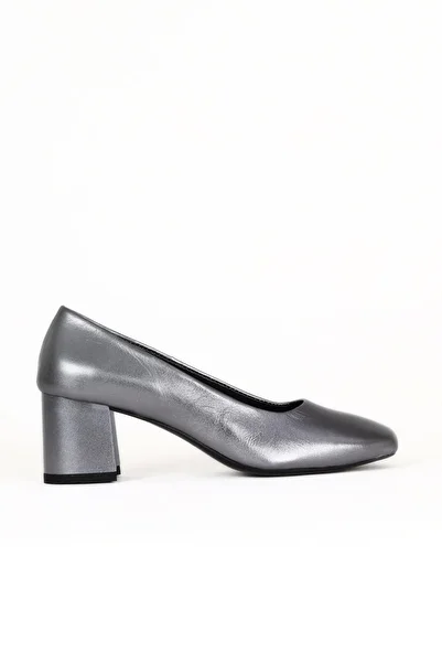Bueno Shoes Lead Shiny Leather Women's Heeled Shoes 01We5601
