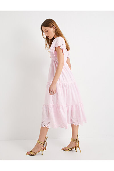 Koton فستان ميدي مطرز برقبة مربعة