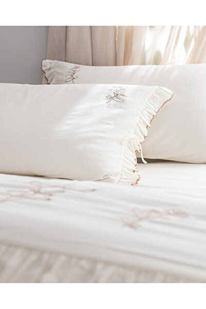 Madame Coco Perline Family Size 100% Cotton Embroidered Duvet Cover Set - Ecru/Beige