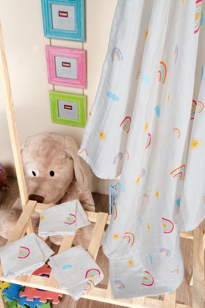 Montisu Muslin Baby Blanket, Set of 3 Mouth Wipes