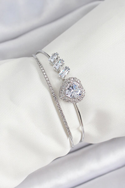 STİLLOVE سوار نسائي من النحاس الفضي اللون على شكل قلب من حجر الزركون SL12294