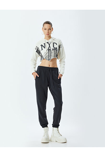 Koton بنطال رياضي مريح رمادي اللون للنساء