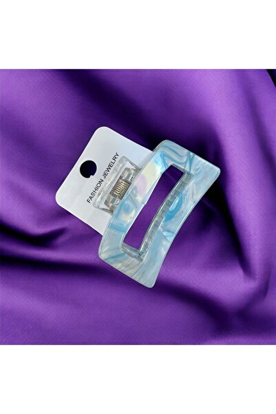 Store Patterned Latch Buckle