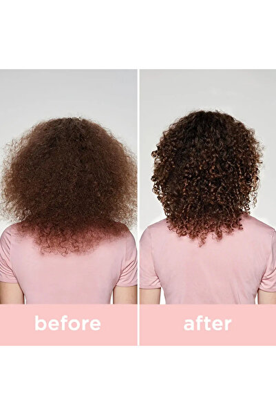 Milkshake Sampon intens hidratant pentru parul ondulat sau cret Milk Shake Curl Passion 300ml