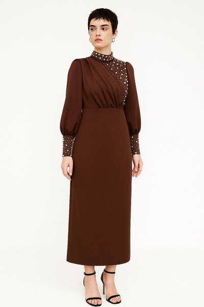 HAKKE Φόρεμα ειδικής περίστασης με λεπτομέρεια με πέρλες