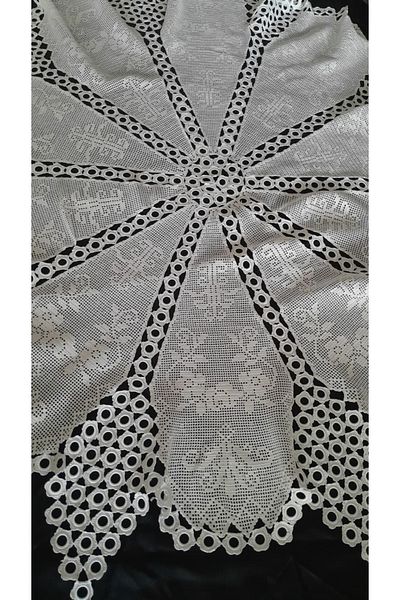 Papatyam Hand Knitted Crochet Fiskos Tablecloth (115 cm Diameter) Lace/Vintage/Handmade Dowry Lace/Floss Thread