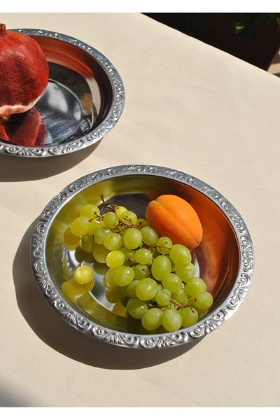 Qualitev 2 Pieces Stainless Steel Salad Bowl Fruit Cookie Pit Bowl - 20 cm
