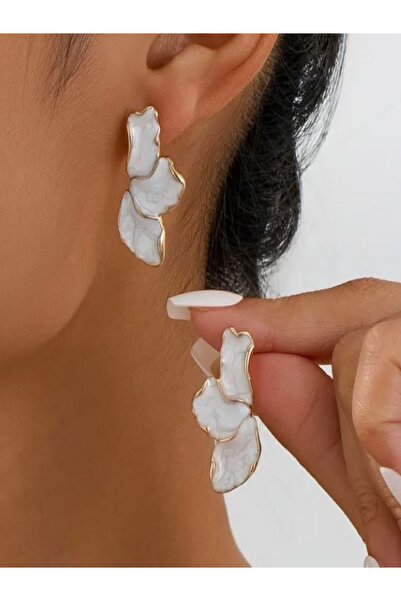 Alyas Aksesuar أقراط زهرة بيضاء عتيقة