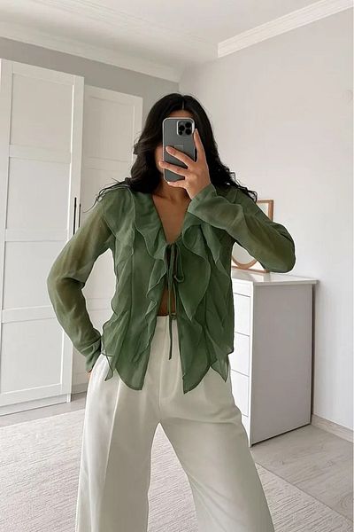 02Lady Fashion Ruffle Detailed Tie-Up Chiffon Fabric Shirt