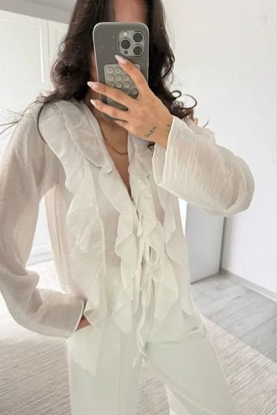 02Lady Fashion Ruffle Detailed Tie-Up Chiffon Fabric Shirt