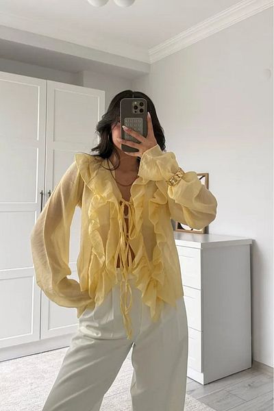 02Lady Fashion Ruffle Detailed Tie-Up Chiffon Fabric Shirt
