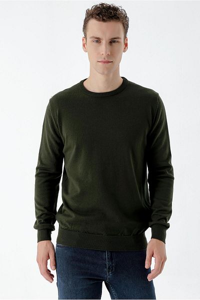 Morven Khaki Basic Dynamic Fit Relaxed Cut Crew Neck Gift Boxed Knitwear Sweater