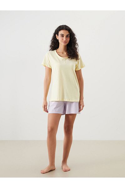 LC Waikiki Alegări strălucitoare din magazinul Shining |   Top de pijama pentru femei Sari Crew Neck