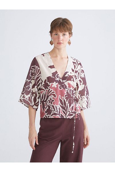 LC Waikiki Quality Parts from Celebi Store |   Pink Double Breasted Collar Floral Women's Kimono