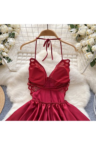 Caprisious Elegant Butterfly-Inspired Halter Neck Satin Dress with Lace Bodice