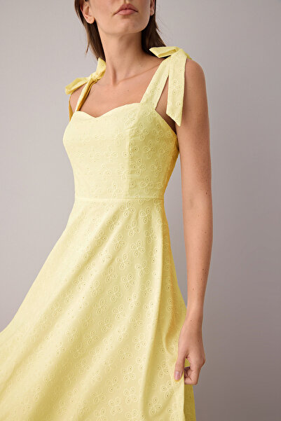 Trendyol Collection Light Yellow Brode Skirt Waist Opening Straight Maxi Woven Dress Twoss25El00863