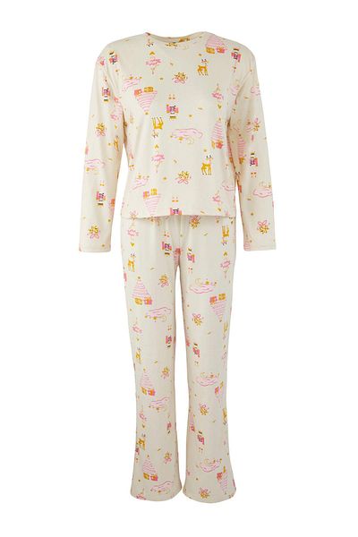 Trendyol Collection Плетена пижама в цвят екрю за Нова година THMAW26PT00054