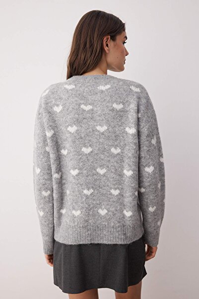 Trendyol Collection Gray Wool Blend Heart Pattern Oversize/Wide Fit Knitwear Sweater Twoaw26Kz00018