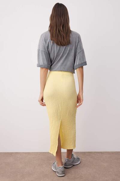 Trendyol Collection Yellow Textured Slit Midi Stretchy Knitted Skirt Twoss25Et00213