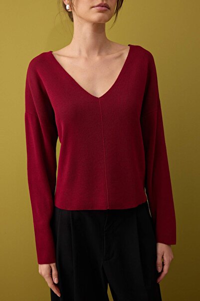 Trendyol Collection Burgundy Corset Stitching Detailed Knitwear Sweater Twoaw26Kz00069