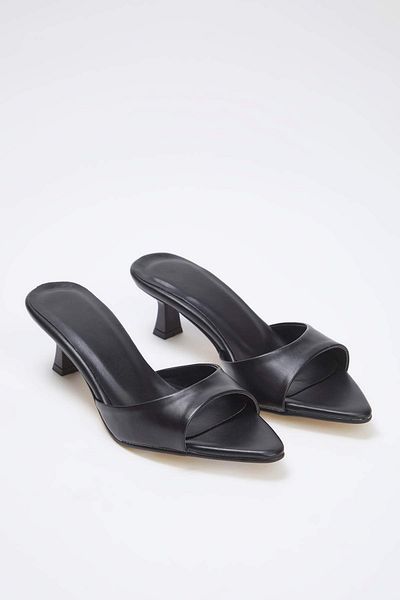 TRENDYOL SHOES Black Pointed Toe Kitten Heeled Women's Heeled Slippers Takss25To00111