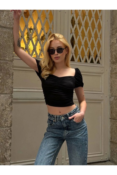 Bak Moda Büzgülü Sırt Dekolteli Siyah Crop