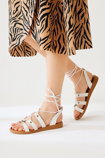 Limoya Genuine Leather Ruut White Rivet Detailed Ankle Strap Women's Sandals