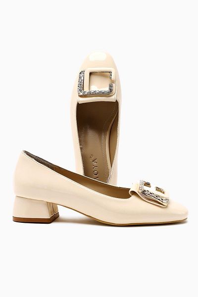 Limoya Roza Beige Patent Leather Stone Short Heeled Women's Shoes