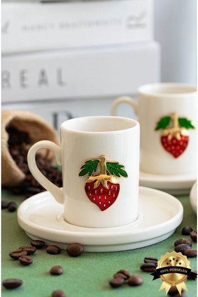 Heda Porselen Strawberry 4 Piece Coffee Cup Set for 2 People