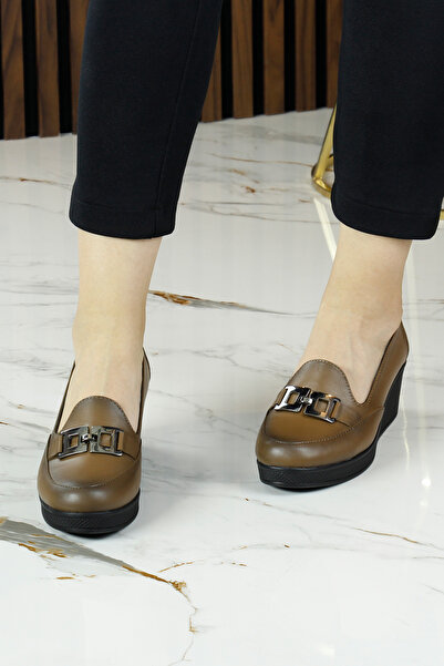 Erkan Saçmacı Dafne Brown Γνήσια δερμάτινα παπούτσια με αγκράφα με στρογγυλή μύτη με τακούνι casual