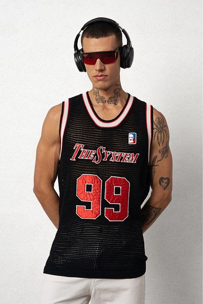 Plus Eighteen The System 99 Black Knitwear Men's Tank Top