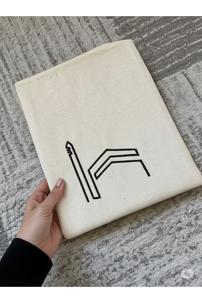 mihriban Minimal Kaaba Embroidered Linen Prayer Rug - Dowry Bundle Umrah Gift Bag Prayer Mat