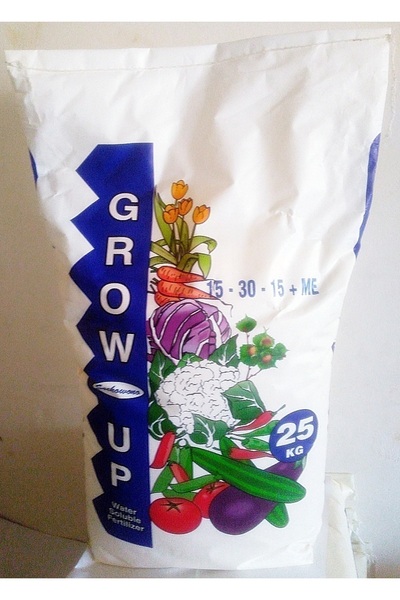 Genel Markalar 15-30-15+ME ÇİÇEKLENDİRİCİ NPK GÜBRESİ (1 KG)