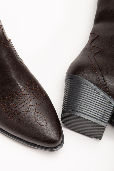 Ms Sugar Női égetett barna bőr hímzett hosszú cowboy csizma