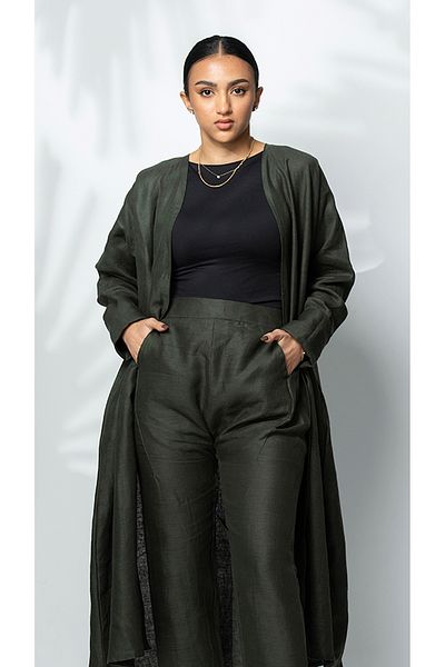 outline The Moon Abaya is environmentally friendly.