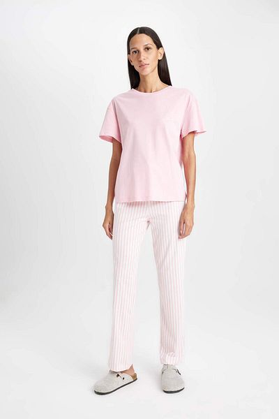DeFacto Set pijamale Fall in Love Gâtul turnat de bază Top cu mâneci scurte cu talie elastică D7540AX24AU