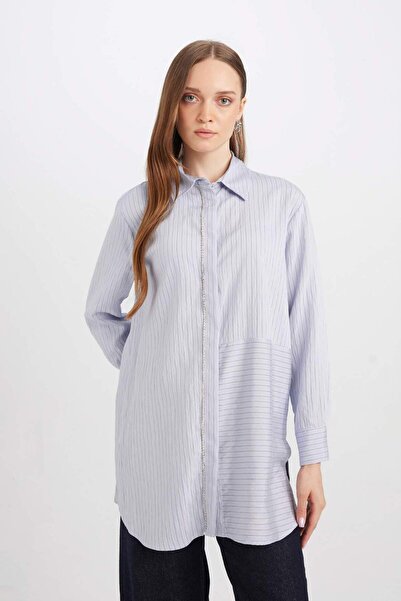 DeFacto Relax Fit Gömlek Yaka Yırtmaçlı Uzun Kollu Çizgili Gömlek Tunik D7199AX24WN